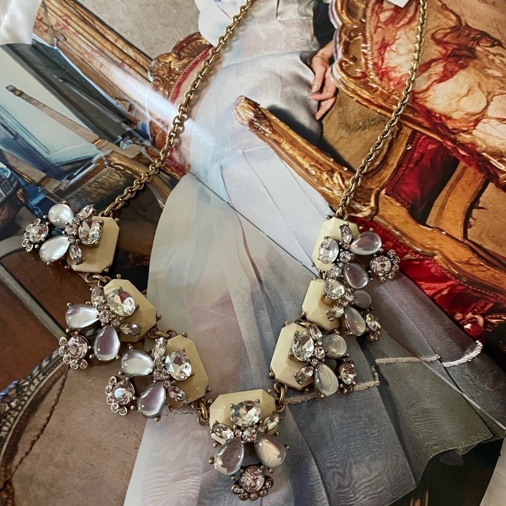 New - J Crew statement necklace - Picture 3 of 3